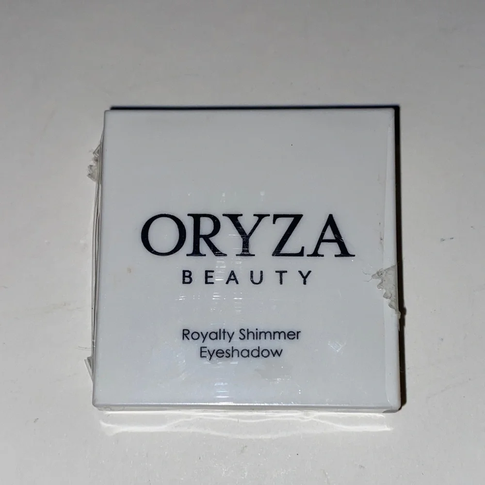 New 4 ORYZA Beauty Royalty Eyeshadow